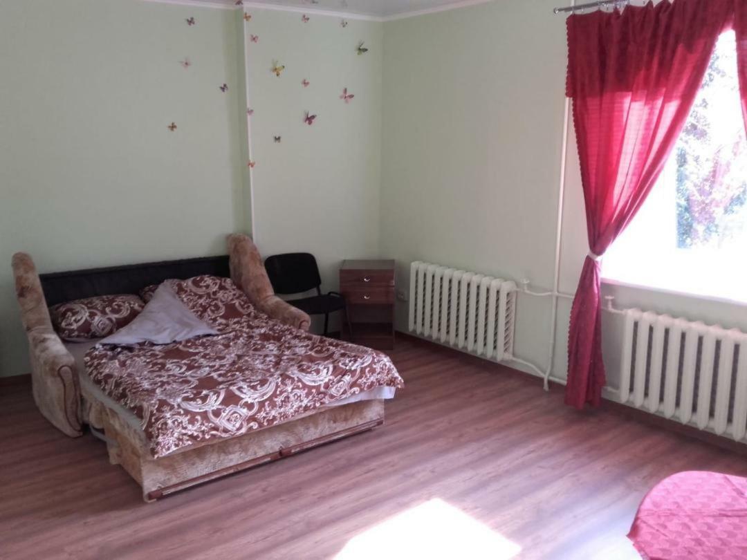Viestura Apartamenti Daugavpils Exteriör bild
