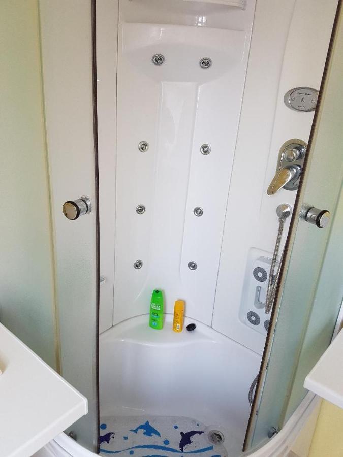 Viestura Apartamenti Daugavpils Exteriör bild